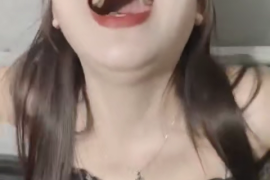Q855母女组合重磅来袭 足底特写 笑刑惩罚 脚底挠痒 折磨女儿下