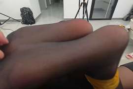 Q805黑丝女秘书的胶带束缚足控向，TK黑丝美脚